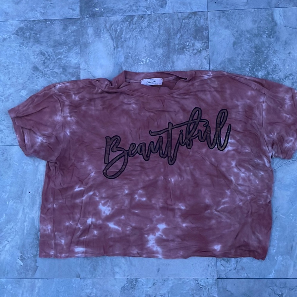 Cropped “Beautiful” t-shirt size small loose fitting
